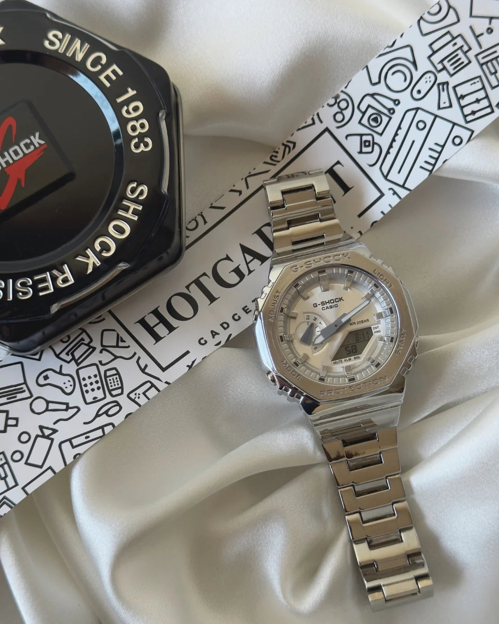 G-Shock GM2110D (Analog Digital Watch)
