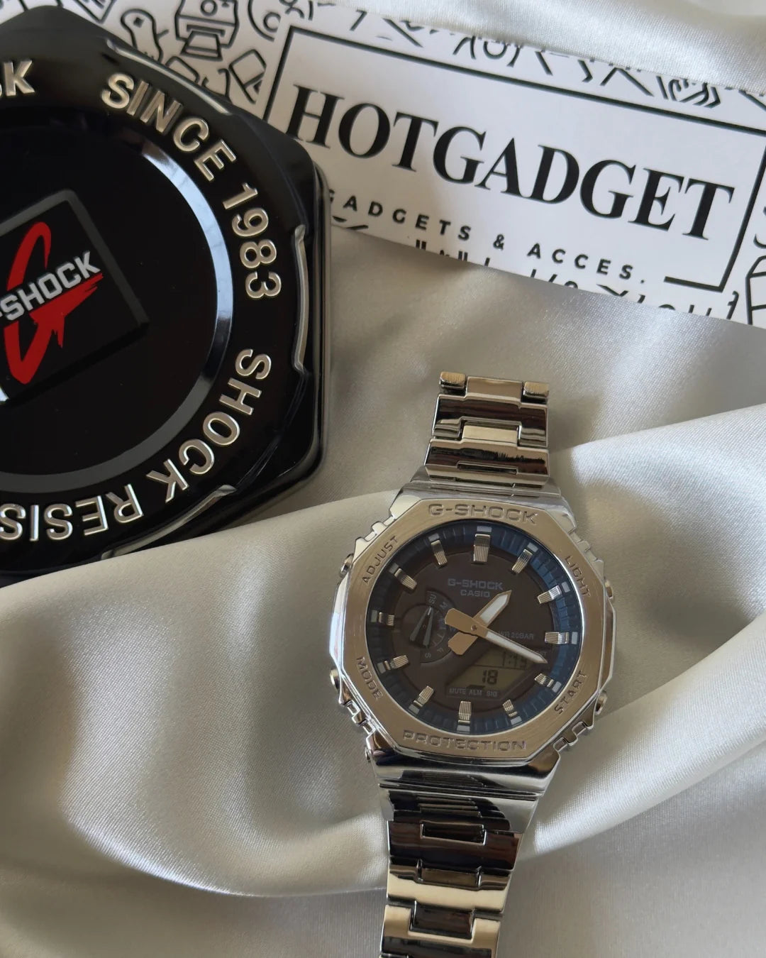 G-Shock GM2110D (Analog Digital Watch)