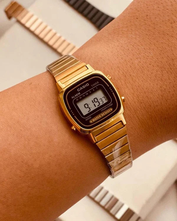 Casio Mini vintage watch - For Women's
