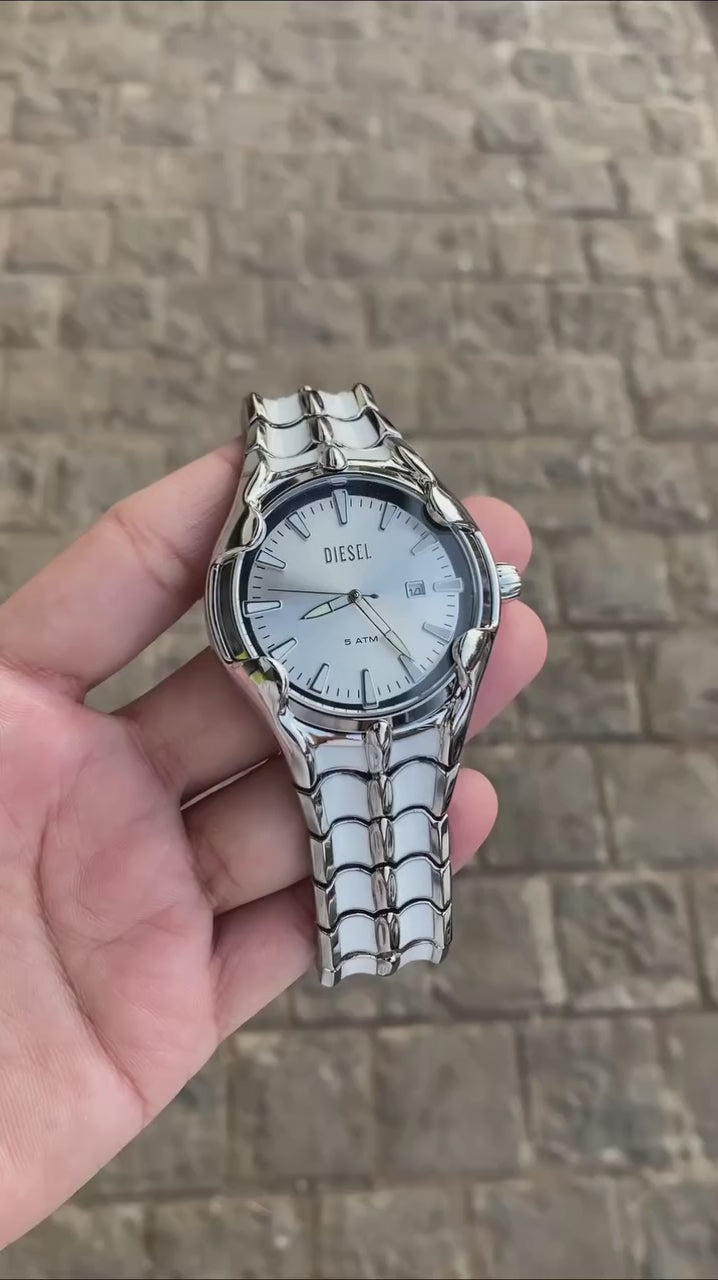 DIESEL Bug Out Premium Watch