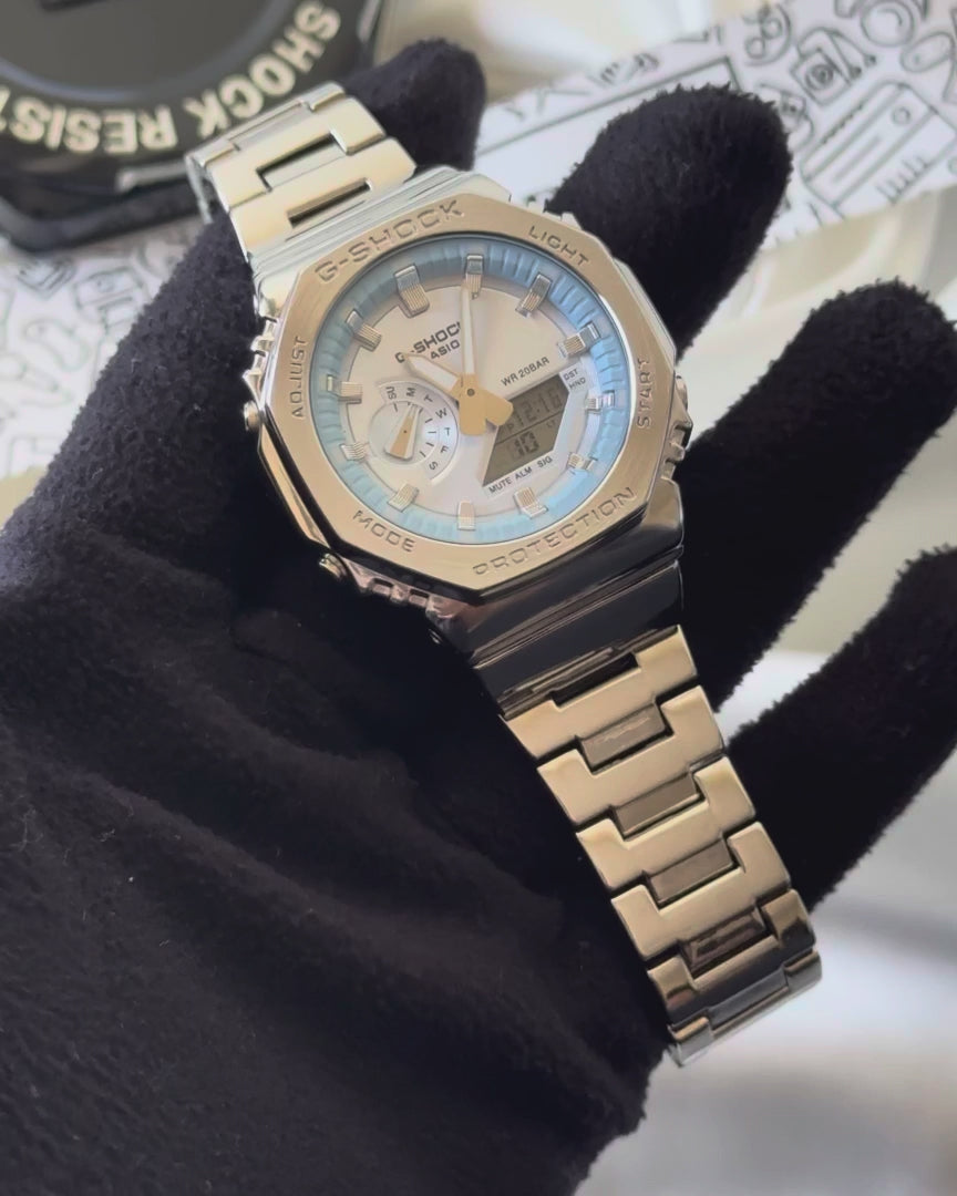 G-Shock GM2110D (Analog Digital Watch)