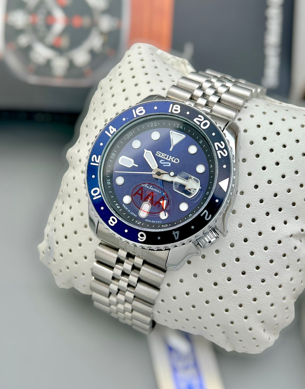 Seiko Presage Quartz Date Watch